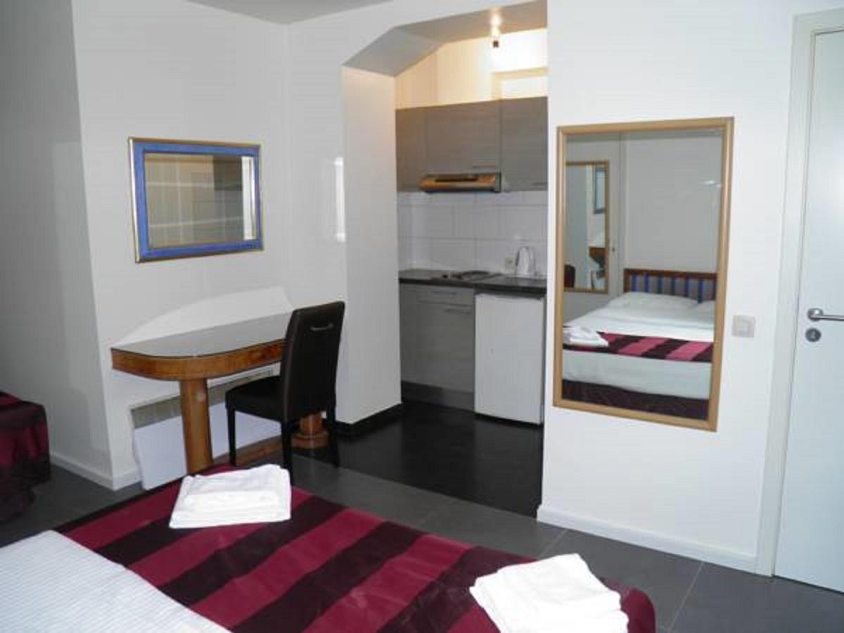Holidays Hostel Midi Saint-Gilles 外观 照片